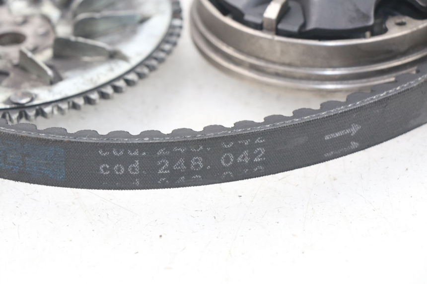 photo de VARIATORE PEUGEOT VIVACITY 100 (1999 - 2008) - Dettaglio del componente