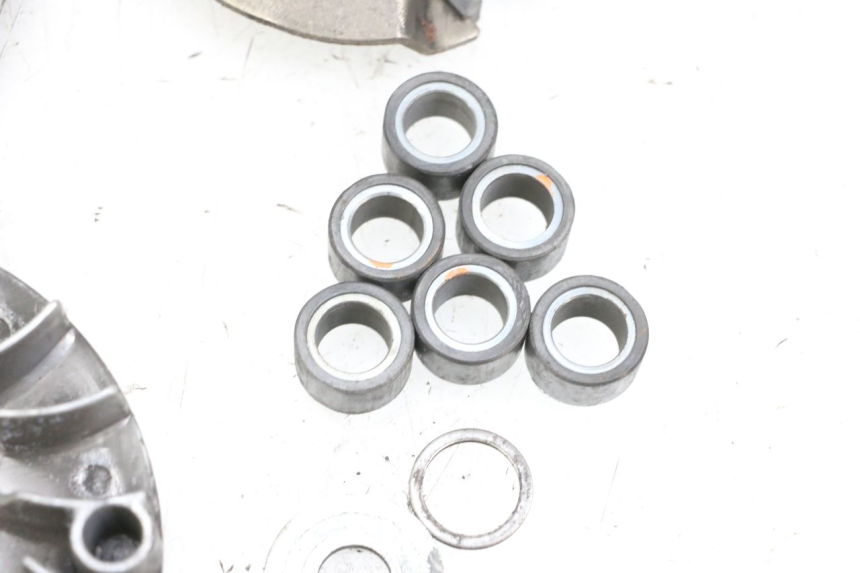 photo de VARIATORE YAMAHA XMAX X-MAX ABS 125 (2017 - 2020) - Altra vista dell'articolo