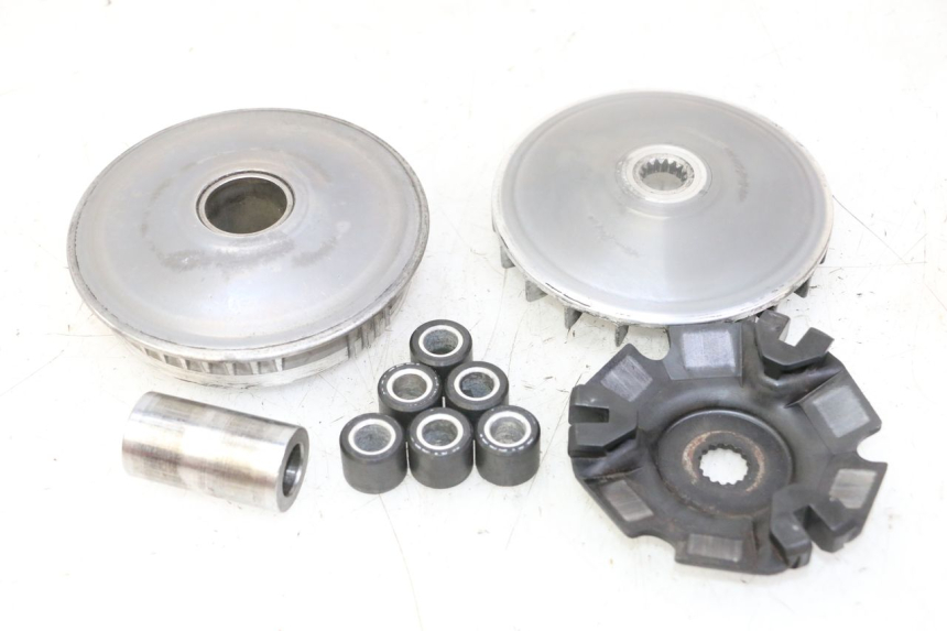 photo de VARIATORE YAMAHA X-MAX XMAX 125 (2010 - 2013) - Dettagli dei punti di fissaggio