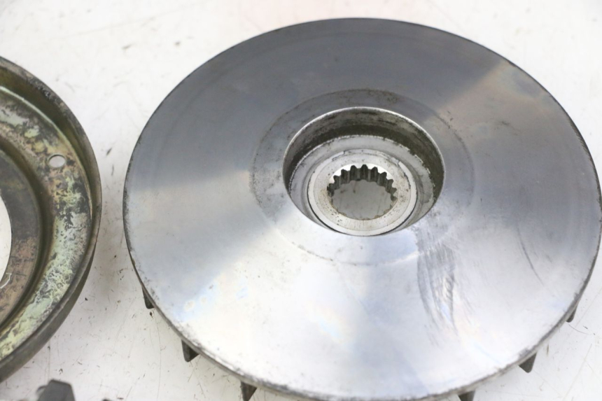 photo de VARIATORE YAMAHA X-MAX XMAX 250 (2006 - 2009) - Primo piano tecnico