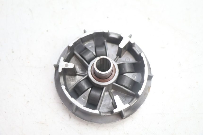 photo de VARIATORE YAMAHA XMAX X-MAX 125 (2006 - 2009) - Primo piano tecnico