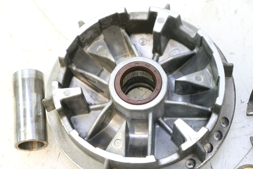 photo de VARIATORE YAMAHA X-MAX XMAX 125 (2010 - 2013) - Marcature e riferimenti originali
