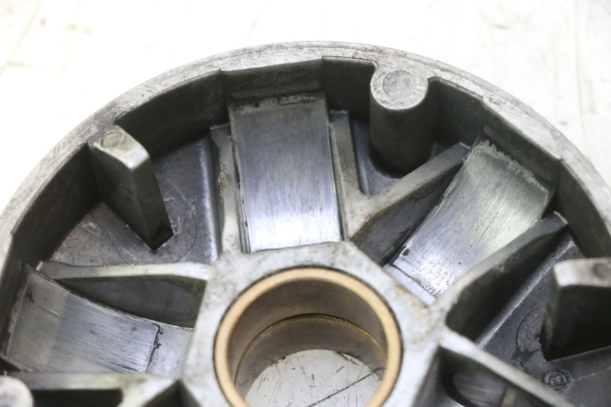 photo de VARIATORE PIAGGIO X8 STREET 125 (2006 - 2007) - Primo piano tecnico