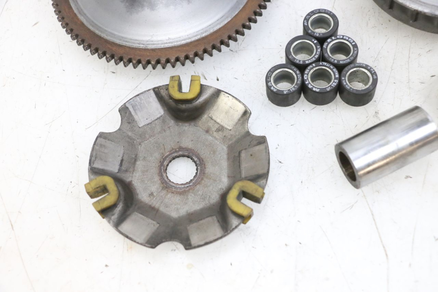 photo de VARIATORE PIAGGIO X8 125 (2004 - 2007) - Zoom sullo stato d'uso