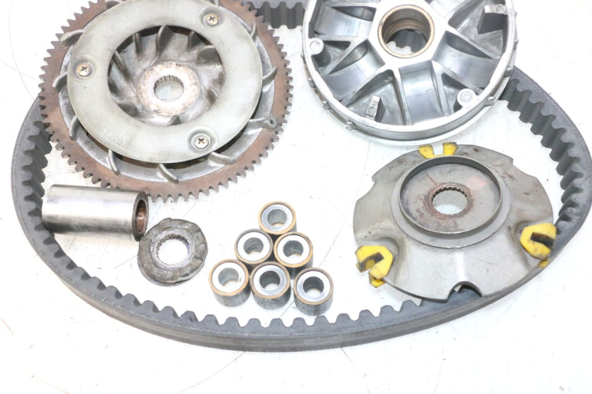 photo de VARIATORE PIAGGIO X9 EVOLUTION 125 (2003 - 2007) - Primo piano tecnico