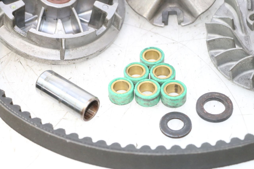 photo de VARIATORE YAMAHA YP MAJESTY 125 (2007 - 2010) - Zoom sui componenti