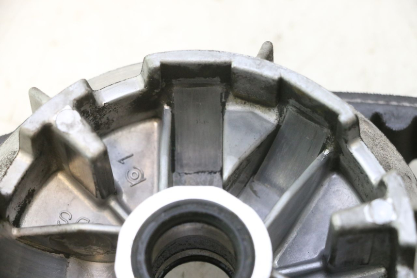 photo de VARIATORE YAMAHA YP MAJESTY 125 (1998 - 2001) - Caratteristiche distintive