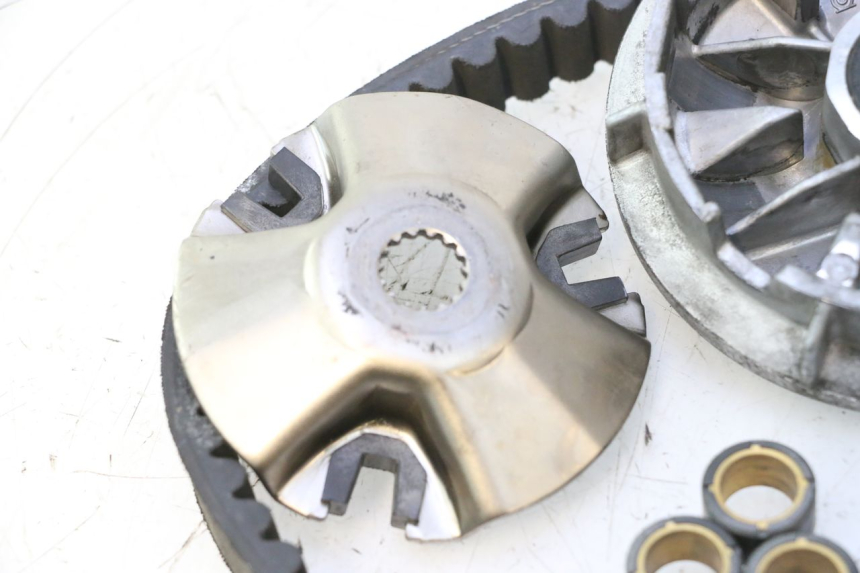 photo de VARIATORE YAMAHA YP MAJESTY 125 (1998 - 2001) - Foto prodotto supplementare