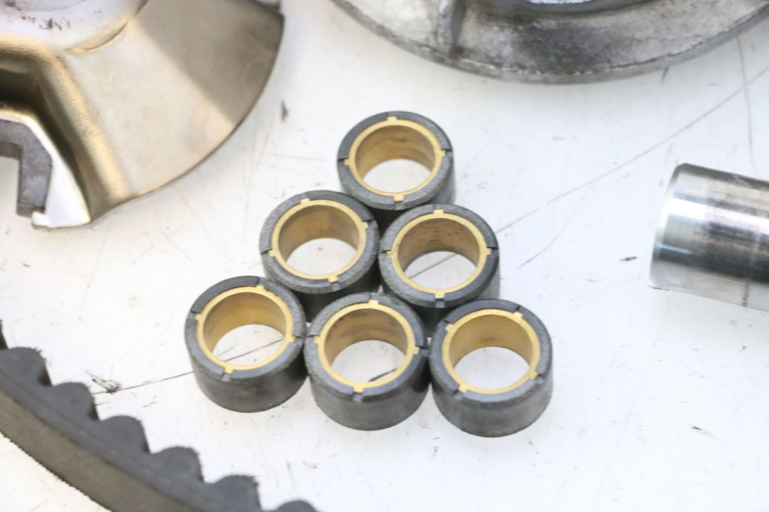 photo de VARIATORE YAMAHA YP MAJESTY 125 (1998 - 2001) - Ispezione visiva dettagliata