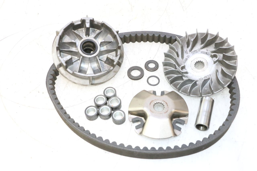 photo de VARIATORE YAMAHA YP MAJESTY 125 (2002 - 2006) - Caratteristiche distintive