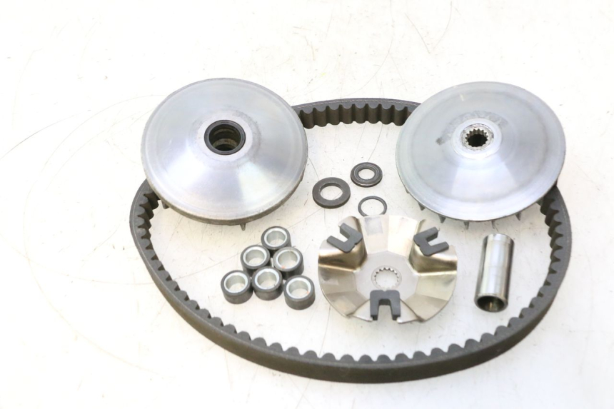 photo de VARIATORE YAMAHA YP MAJESTY 125 (2002 - 2006) - Dettagli dei punti di fissaggio