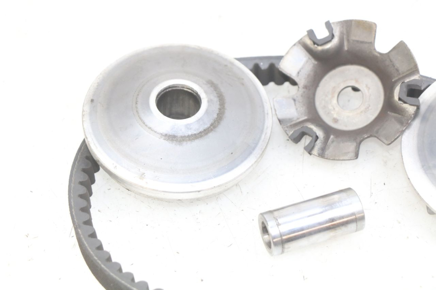 photo de VARIATORE YIYING YY125T 125 (2006 - 2014) - Primo piano tecnico