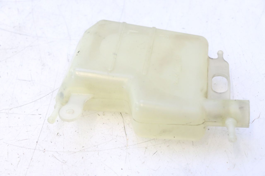photo de Vaso di espansione SUZUKI BURGMAN EXECUTIVE ABS 650 (2006 - 2012) - Altra angolazione