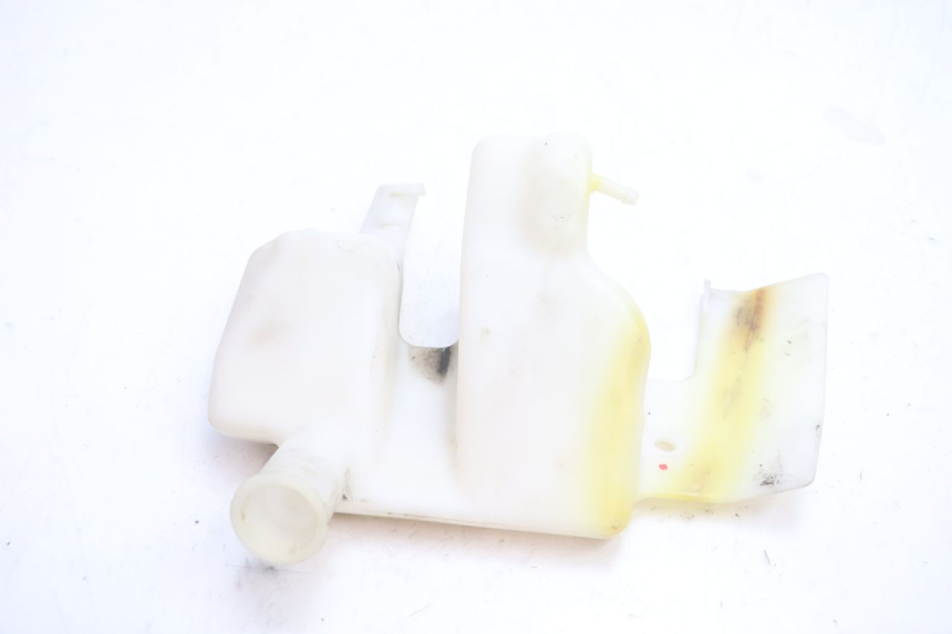 photo de VASO ESPANSIONE HONDA CB F HORNET 600 (2005 - 2006) - Zoom sullo stato d'uso