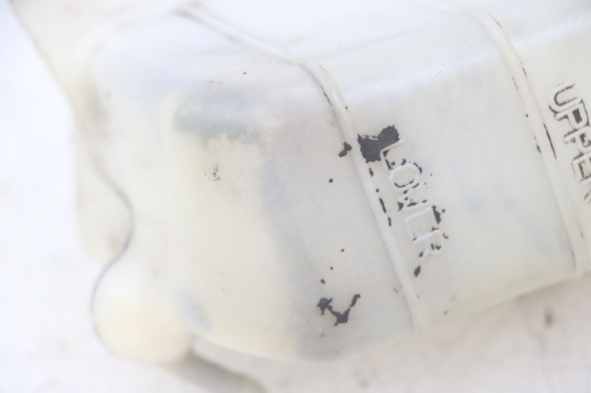 photo de VASO DI ESPANSIONE HONDA CBF 500 (2004 - 2007) - Altra angolazione