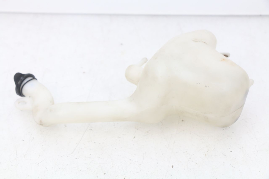 photo de Vaso di espansione HONDA CBR R 125 (2003 - 2006) - Primo piano tecnico