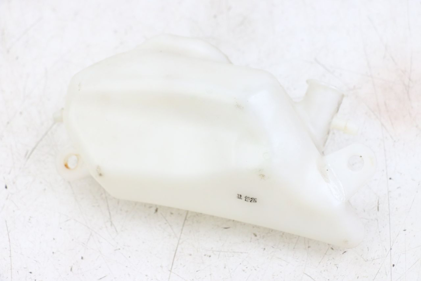 photo de Vaso di espansione KYMCO DINK STREET ABS 125 (2011 - 2018) - Zoom sullo stato d'uso