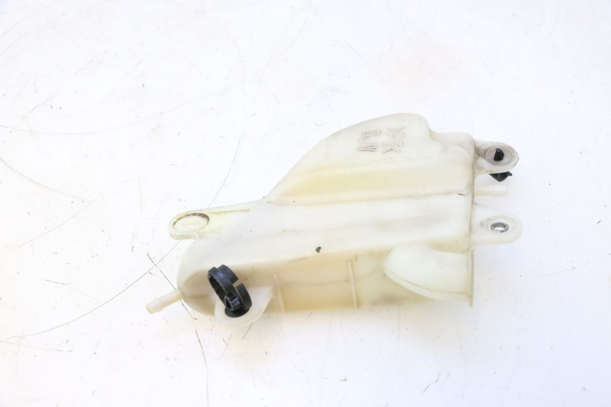 photo de VASO ESPANSIONE YAMAHA FJR 1300 (2001 - 2005) - Primo piano tecnico