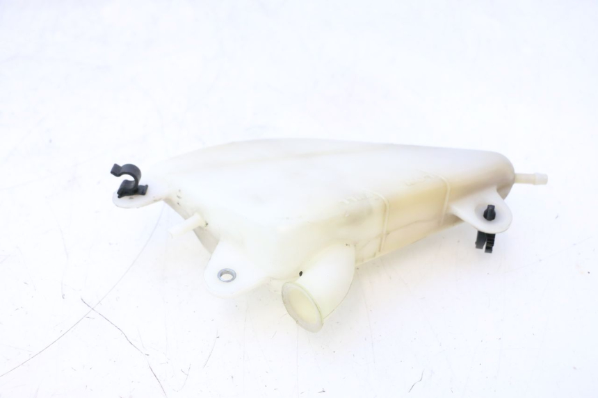 photo de VASO ESPANSIONE YAMAHA FJR 1300 (2001 - 2005) - Dettagli dei punti di fissaggio