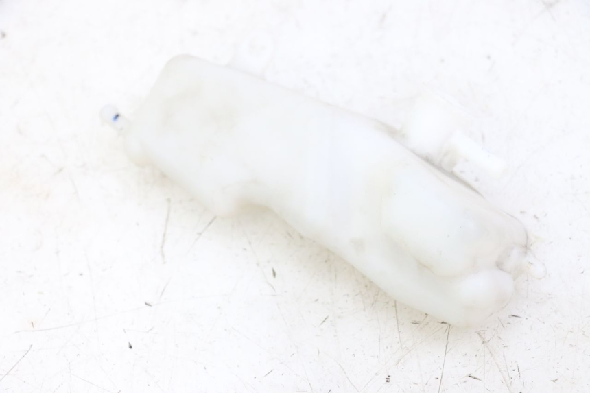 photo de VASO ESPANSIONE HONDA FORZA ABS 300 (2013 - 2017) - Zoom sullo stato d'uso