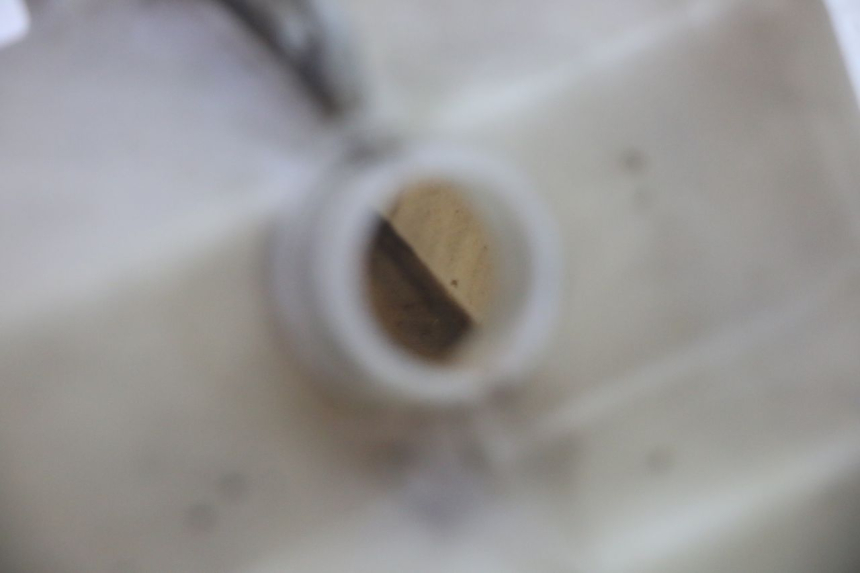 photo de VASO ESPANSIONE KAWASAKI GPZ RX 1000 (1986 - 1988) - Altra angolazione