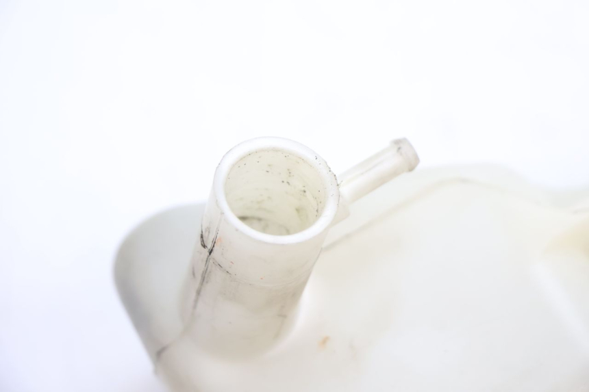 photo de Vaso di espansione SUZUKI GSR 600 (2005 - 2012) - Zoom sullo stato d'uso