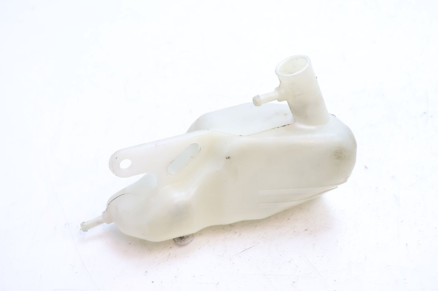photo de Vaso di espansione SUZUKI GSR 600 (2005 - 2012) - Altra angolazione