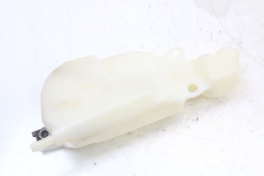 photo de VASO ESPANSIONE HUSQVARNA SVARTPILEN 401 (2018 - 2023) - Primo piano tecnico