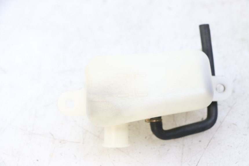 photo de Vaso di espansione KYMCO XCITING 500 (2007 - 2010) - Dettaglio del componente