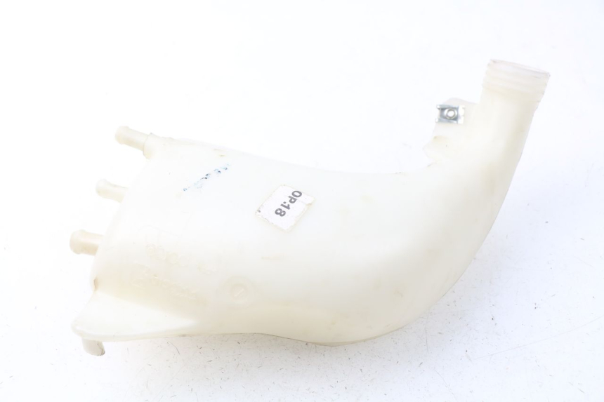 photo de Vaso di espansione PIAGGIO MP3 HPE 500 (2019 - 2022) - Altra angolazione
