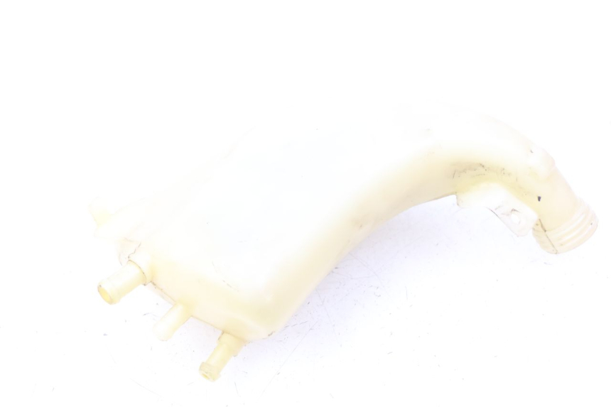 photo de VASO DI ESPANSIONE PIAGGIO MP3 500 (2011 - 2015) - Altra angolazione