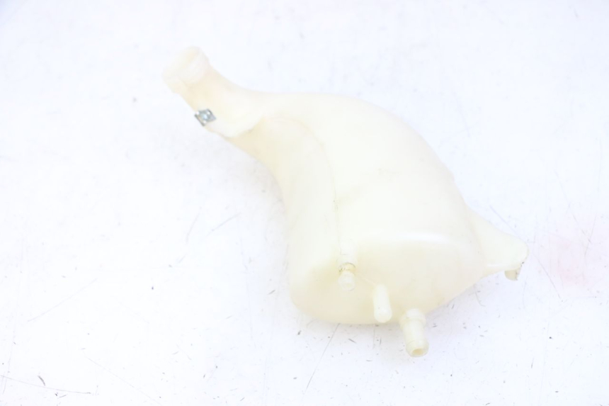 photo de VASO DI ESPANSIONE PIAGGIO MP3 500 (2014 - 2017) - Primo piano tecnico