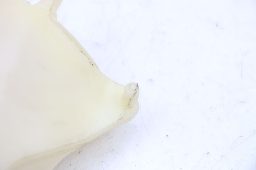 photo de VASO DI ESPANSIONE PIAGGIO MP3 RL 250 (2006 - 2010) - Dettagli dei punti di fissaggio