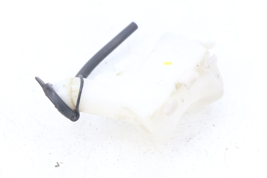 photo de Vaso di espansione HONDA PCX (JF57/JF64) 125 (2014 - 2018) - Zoom sullo stato d'uso