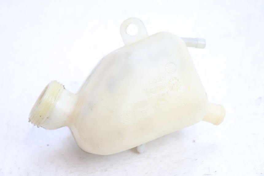 photo de Vaso di espansione PEUGEOT SATELIS 125 (2006 - 2009) - Altra angolazione