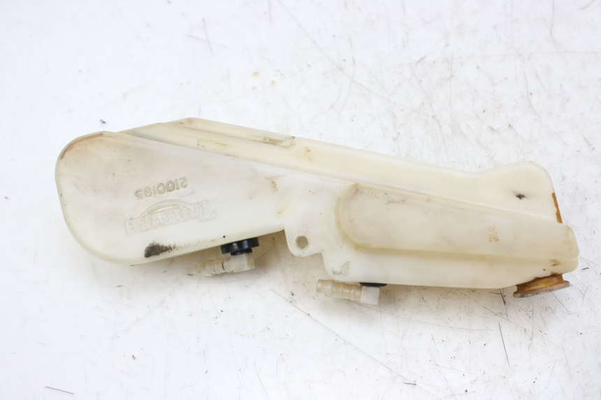 photo de VASO DI ESPANSIONE TRIUMPH SPRINT ST 955 (1999 - 2001) - Zoom sullo stato d'uso