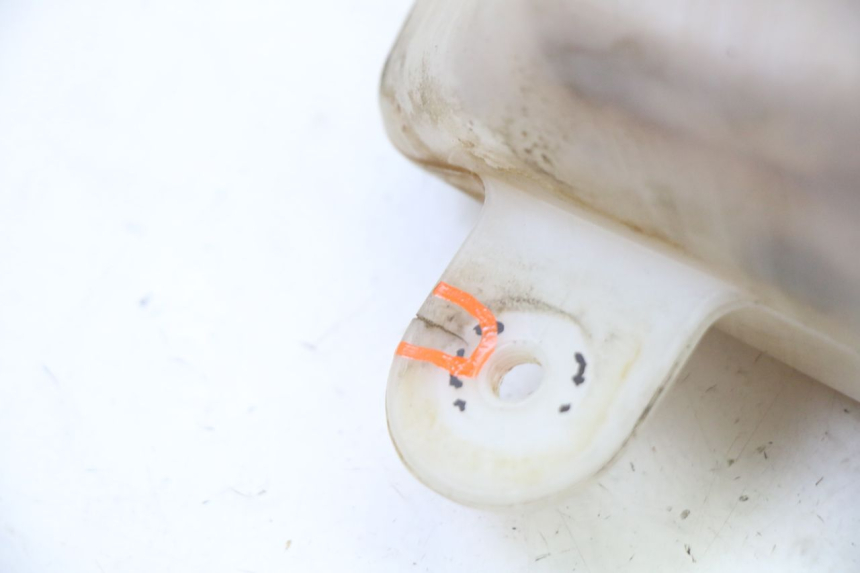 photo de VASETTO ESPANSIONE YAMAHA XMAX X-MAX 125 (2006 - 2009) - Primo piano tecnico