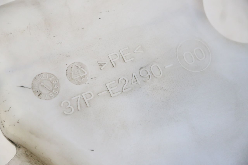 photo de Vaso di espansione YAMAHA X-MAX XMAX 125 (2010 - 2013) - Dettagli dei punti di fissaggio