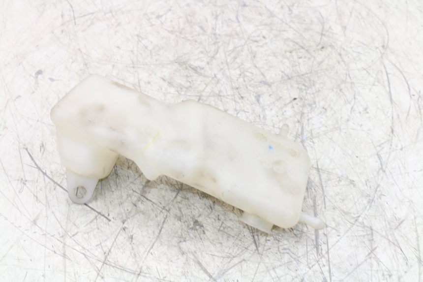 photo de Vaso di espansione YAMAHA YP MAJESTY ABS 400 (2007 - 2009) - Zoom sullo stato d'uso