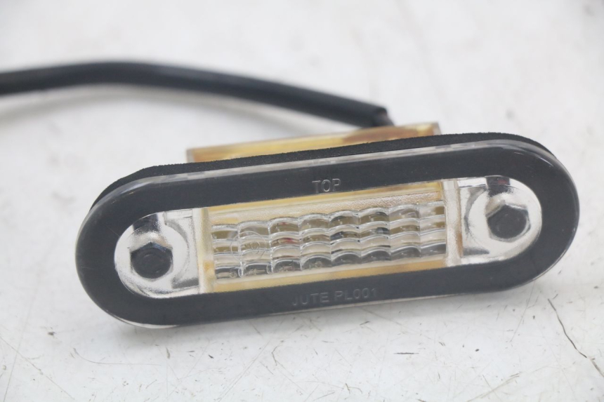 photo de VEILLEUSE QUADRO 3D S 350 (2013 - 2018) - Dettaglio del componente