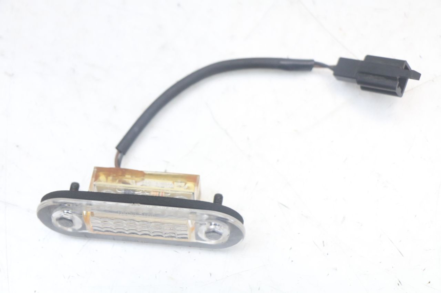 photo de VEILLEUSE QUADRO 3D S 350 (2013 - 2018) - Altra angolazione