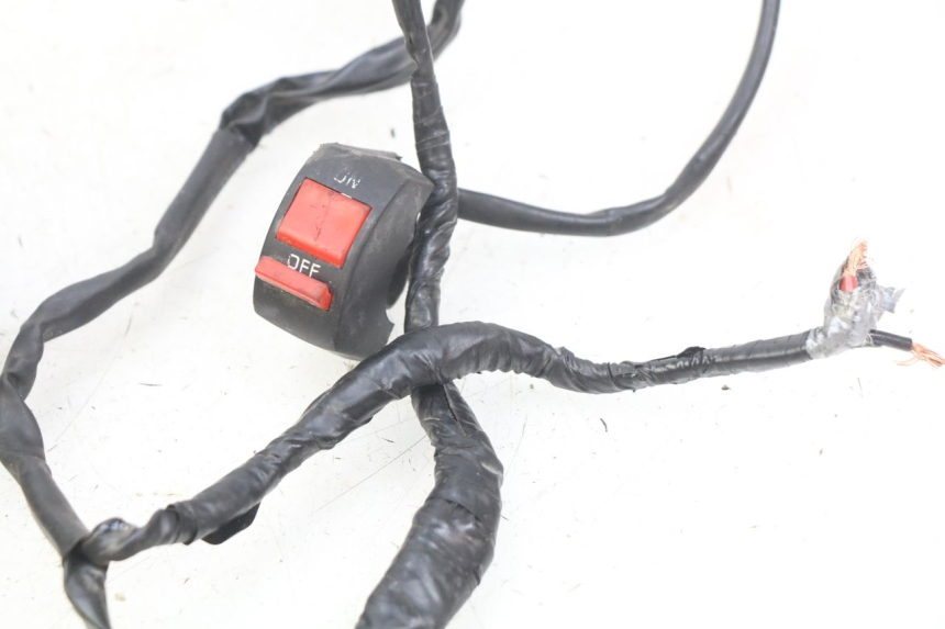 photo de VEILLEUSE HONDA CB R 1000 (2018 - 2023) - Stato della superficie e materiale