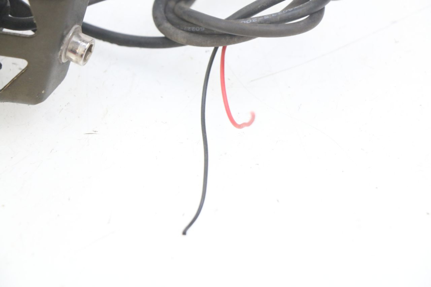 photo de VEILLEUSE SYM HUSKY 125 (1999 - 2005) - Vista d'insieme del prodotto