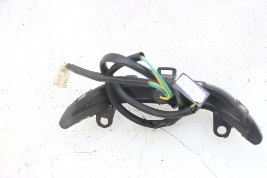 photo de VEILLEUSE PEUGEOT KISBEE 4T 50 (2018 - 2022) - Zoom sullo stato d'uso