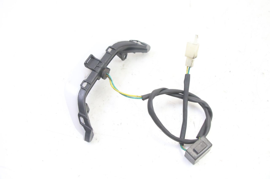 photo de VEILLEUSE PEUGEOT KISBEE 4T 50 (2018 - 2022) - Zoom sullo stato d'uso