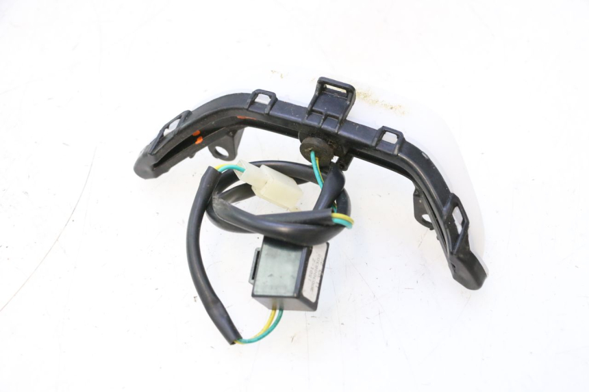 photo de VEILLEUSE PEUGEOT KISBEE 4T 50 (2018 - 2022) - Altra angolazione