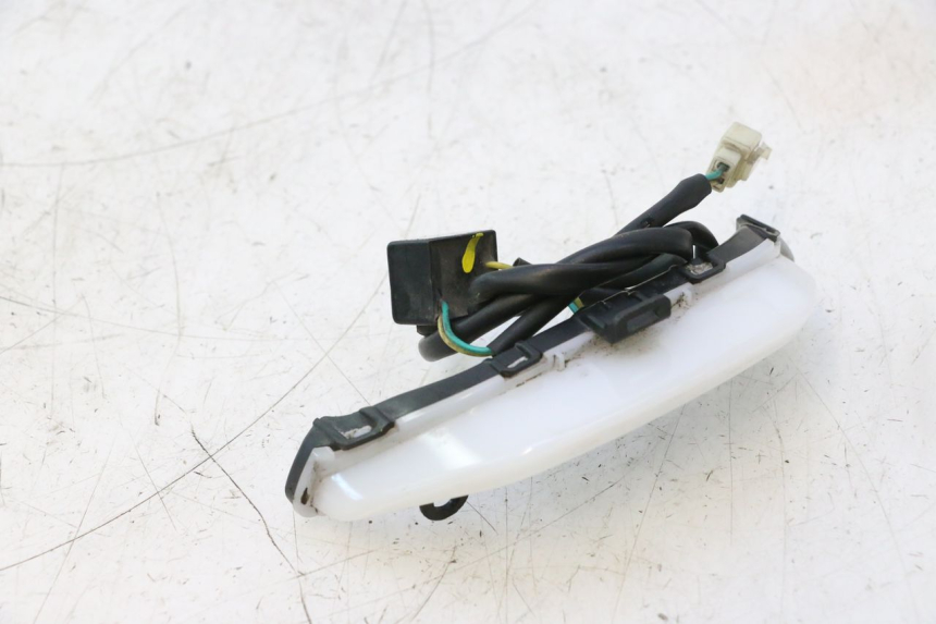 photo de VEILLEUSE PEUGEOT KISBEE 4T 50 (2018 - 2022) - Dettagli dei punti di fissaggio