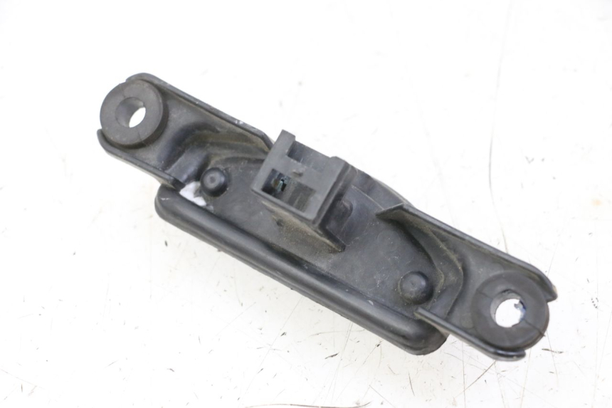 photo de FANALE DI POSIZIONE SUZUKI SV S 650 (1999 - 2002) - Zoom sullo stato d'uso