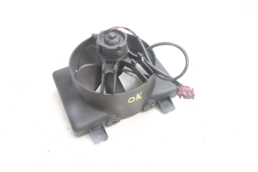 photo de VENTOLA BMW C1 125 (2000 - 2003) - Altra angolazione
