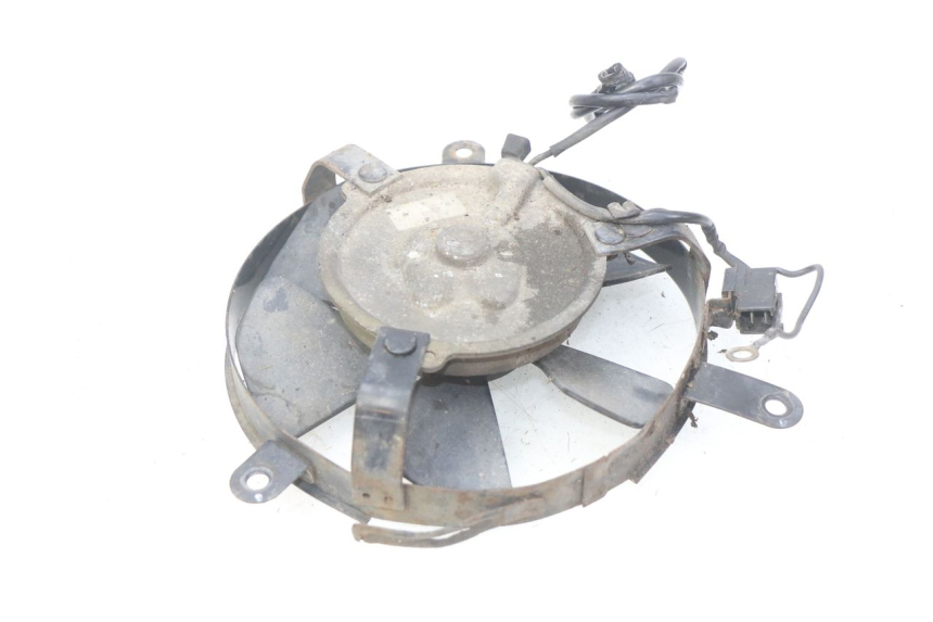photo de VENTILATORE HONDA CBR RR FIREBLADE 900 (1992 - 1994) - Primo piano tecnico